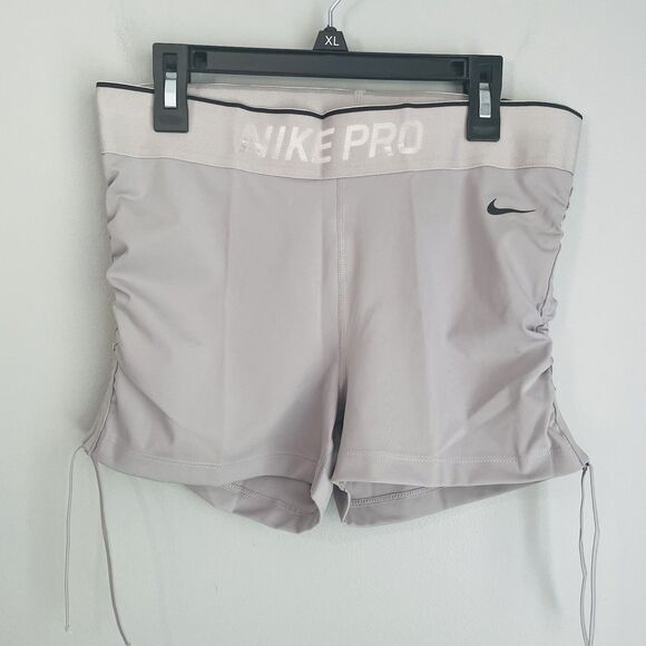 NEW Nike Pro Tight Fit Shorts Medium 2.5" Training Run Gray Dri Fit Clinching - Picture 2 of 14